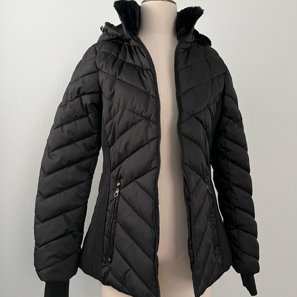 Nautica Black Puffer Jacket with Quilted Design - Picture 2 of 5